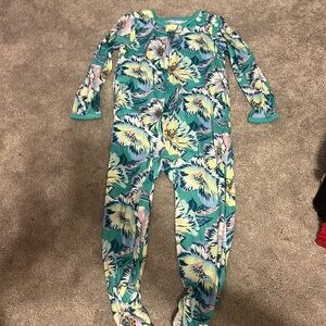 Carters Size 4T zipper up Sleeper